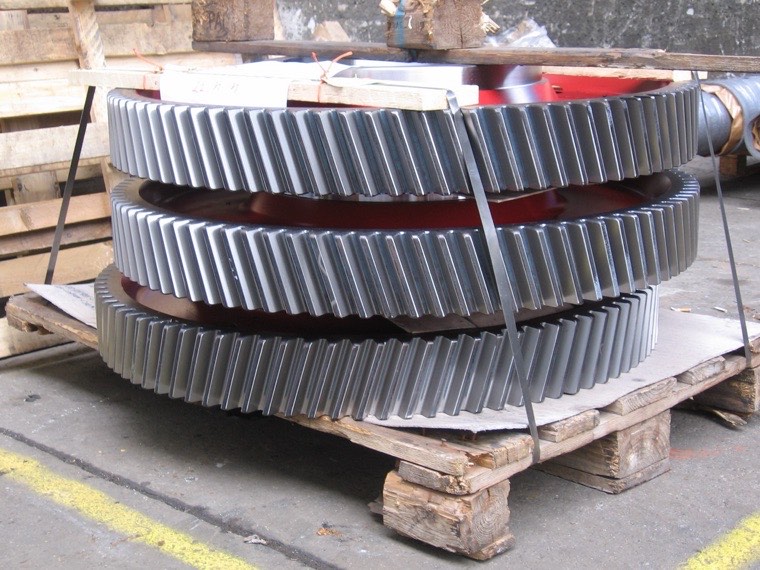 Helical Gearboxes manufactured by Rotec Transmissions